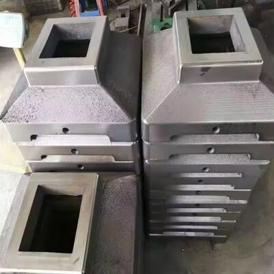 पार्किंग गैरेज गार्ड रेल के लिए अनुकूलित रंग और अनुकूलित आयामों के साथ ग्रे लोहे का आधार